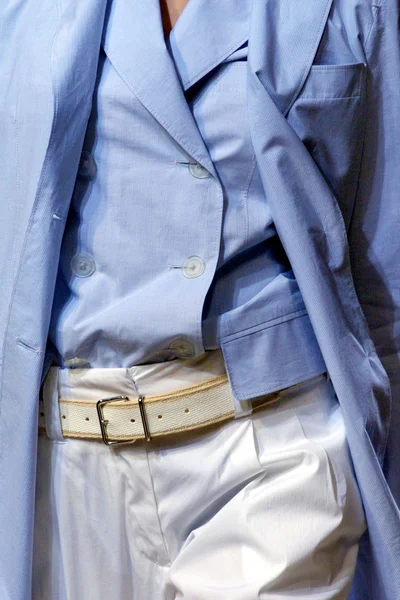 Look 11